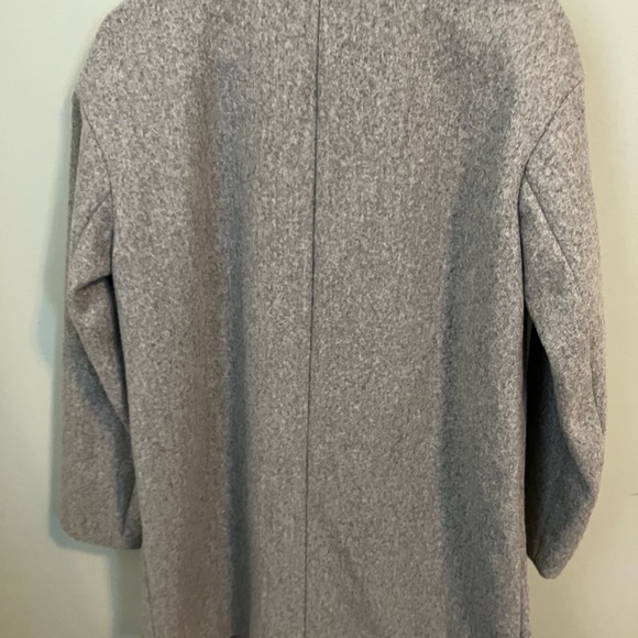 Zara outerwear tagged XS oversized - Picture 2 of 9